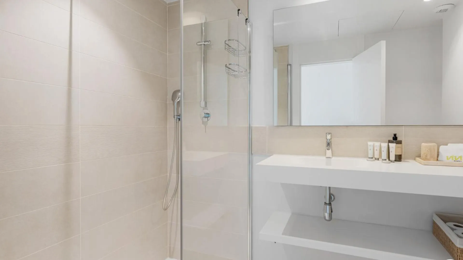 Vivi Homes - Sixsenses Pool, Golf, Patio & Sea View Fuengirola