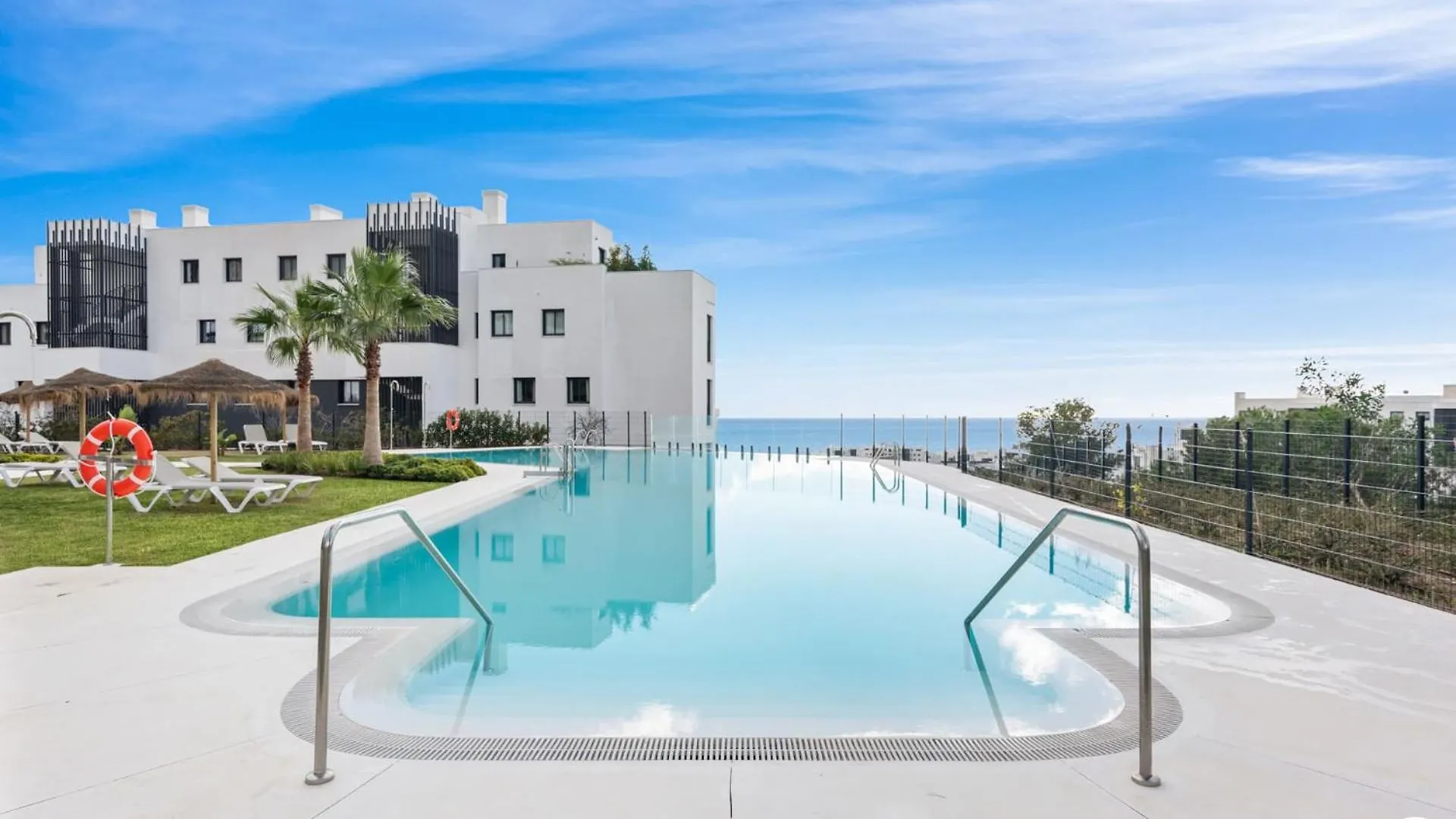 Vivi Homes - Sixsenses Pool, Golf, Patio & Sea View Fuengirola 0*,  Spain