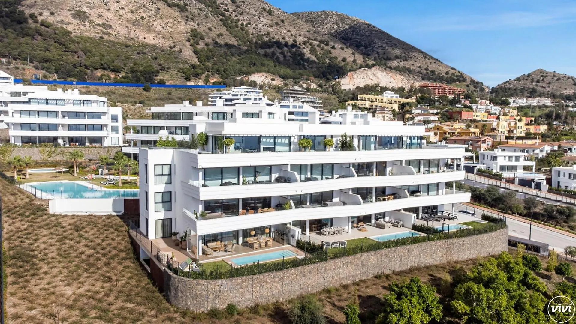 Vivi Homes - Sixsenses Pool, Golf, Patio & Sea View Fuengirola